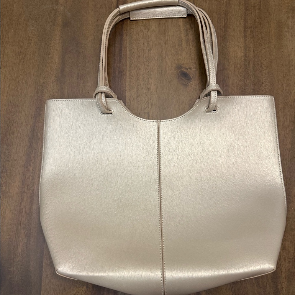 Neiman Marcus Metallic Champagne Tote Bag – New Without Tags